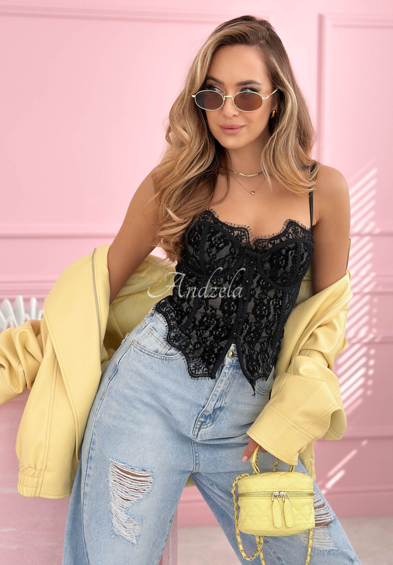 Top                       tip corset cu dantelă Chloe