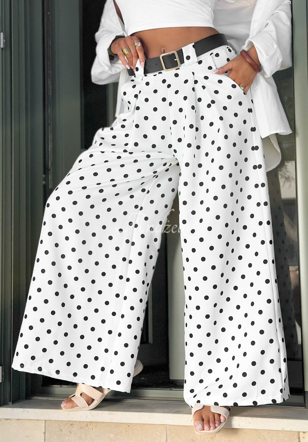 Pantaloni din material wide leg cu buline Amore Dots