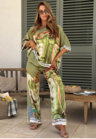 Satynowy Compleu Bluză i Pantaloni wide leg cu modele Solene de culoarea fisticului