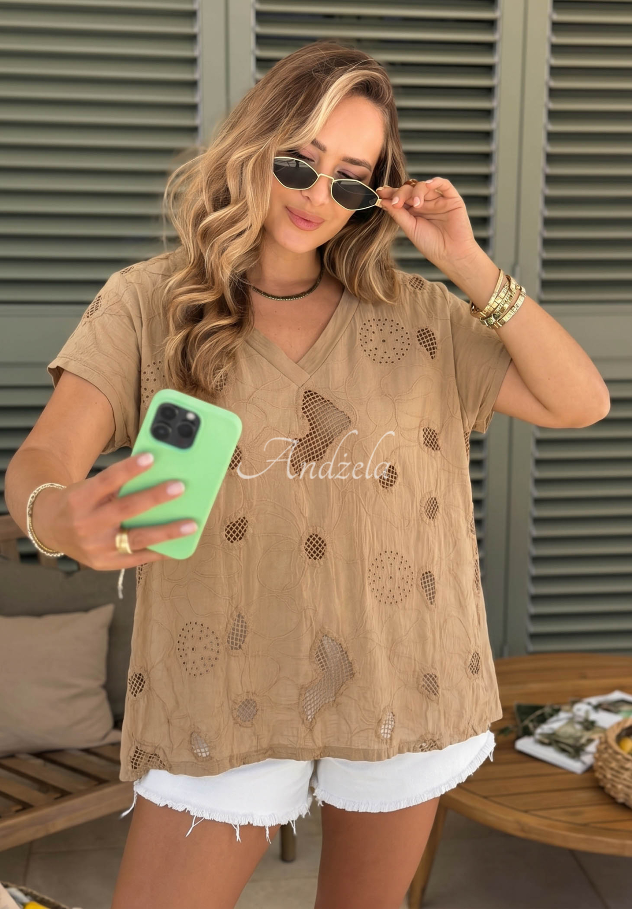 Tricou din bumbac ajurat cu decolteu în V Sol Riviera