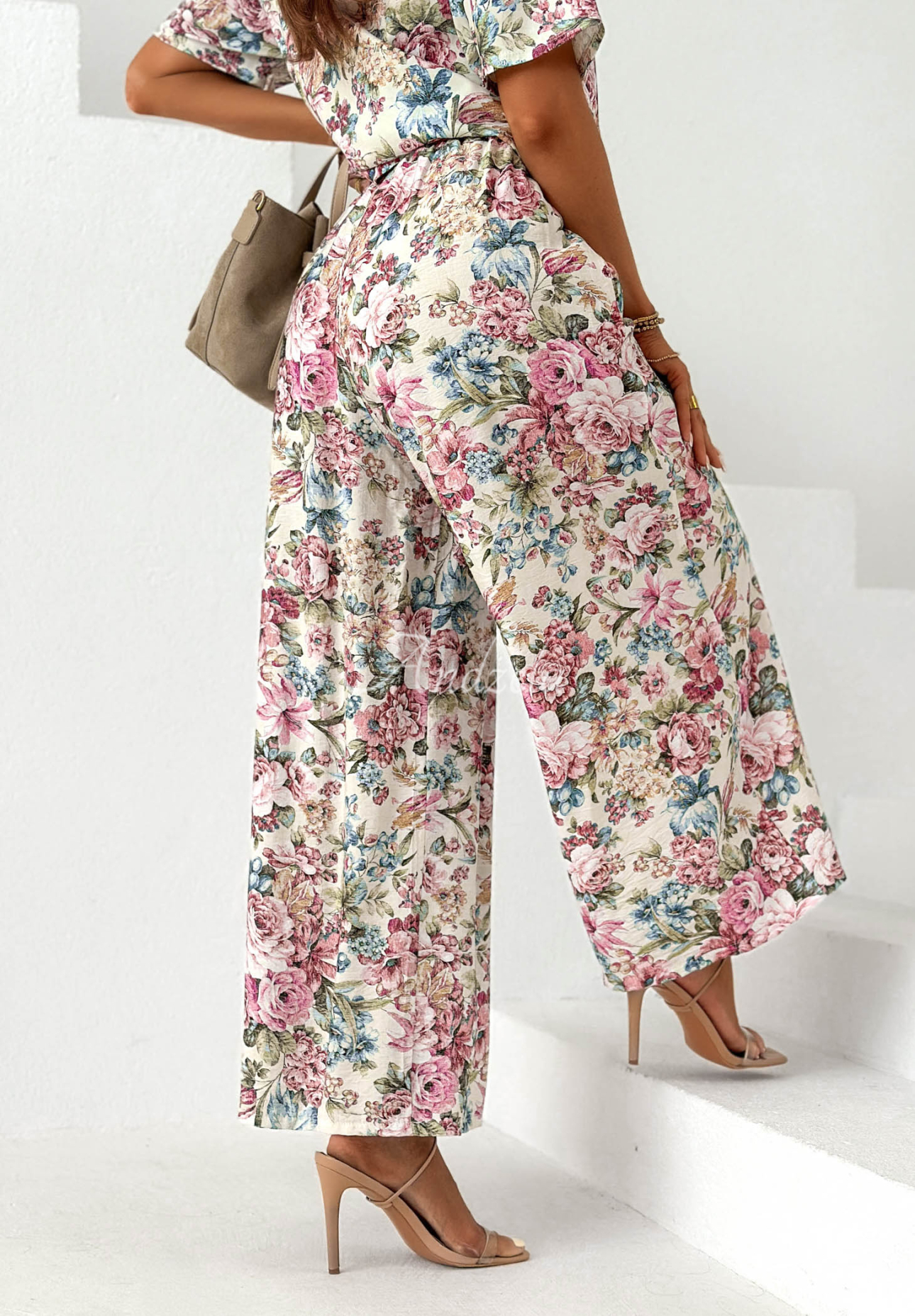 Pantaloni din viscoză wide leg Flora Amora