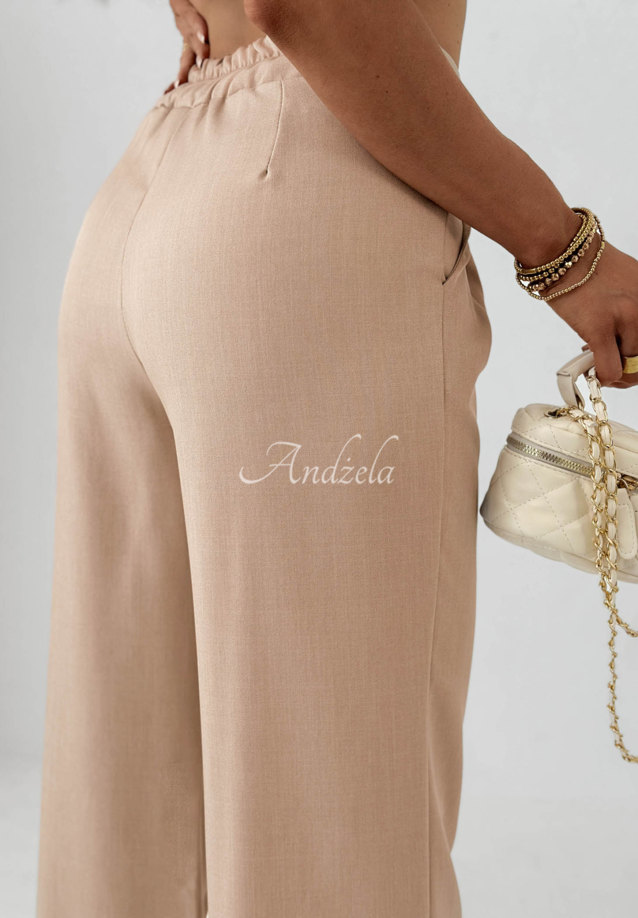 Pantaloni din material wide leg cu viscoză Sand Club