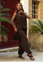 Materiałowy Compleu Top  z wiązaniem i Pantaloni joggery Sun Elegance mokka