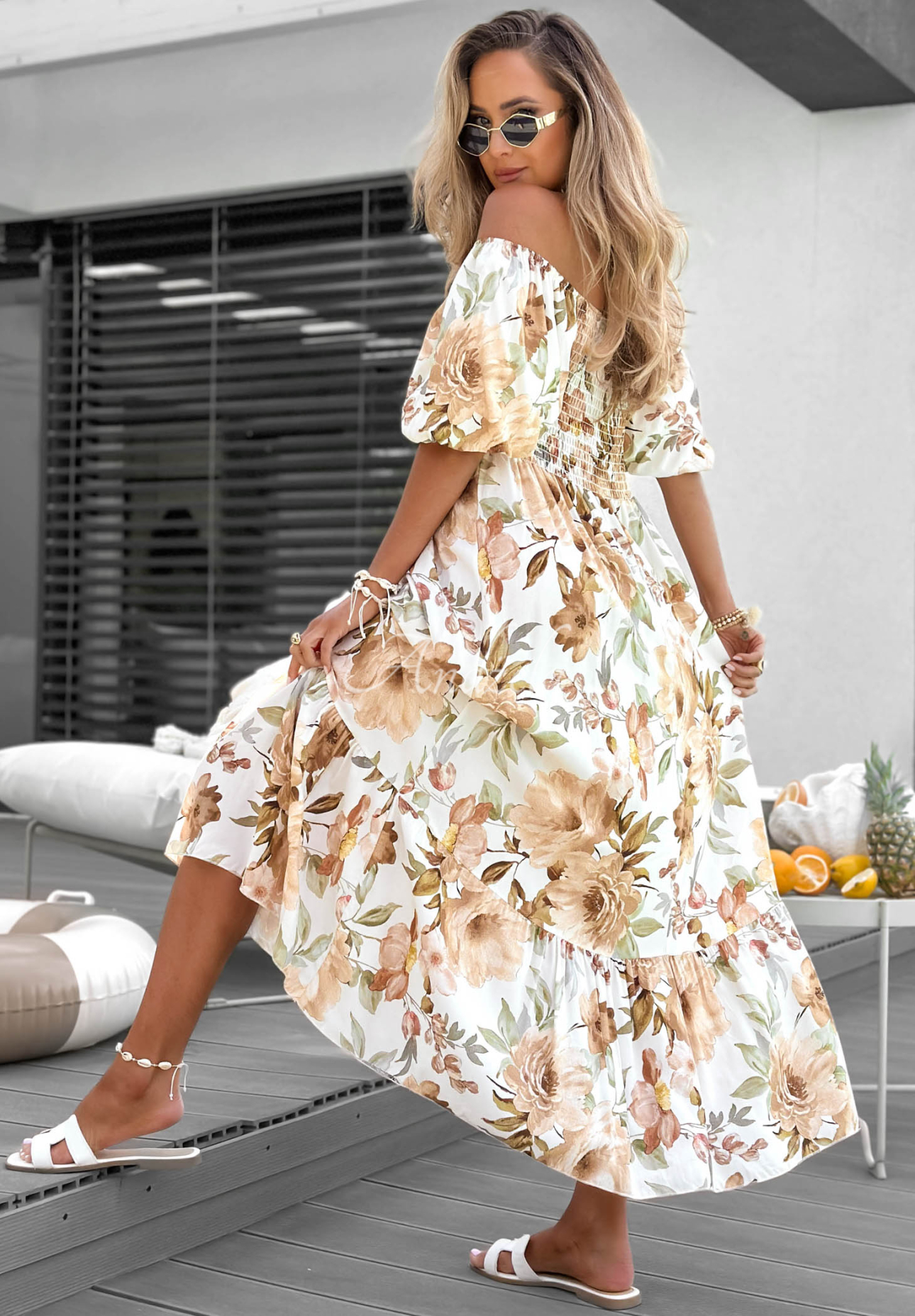 Rochie maxi spaniolă din viscoză cu flori și volănașe Fiore Sole