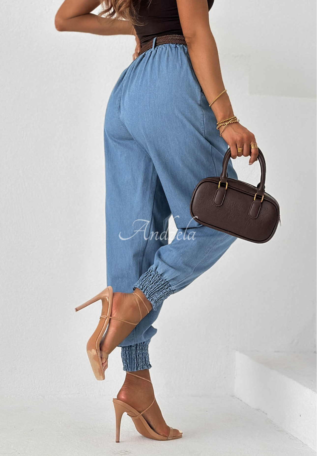 Pantaloni din material tip jogger cu curea Sea Free