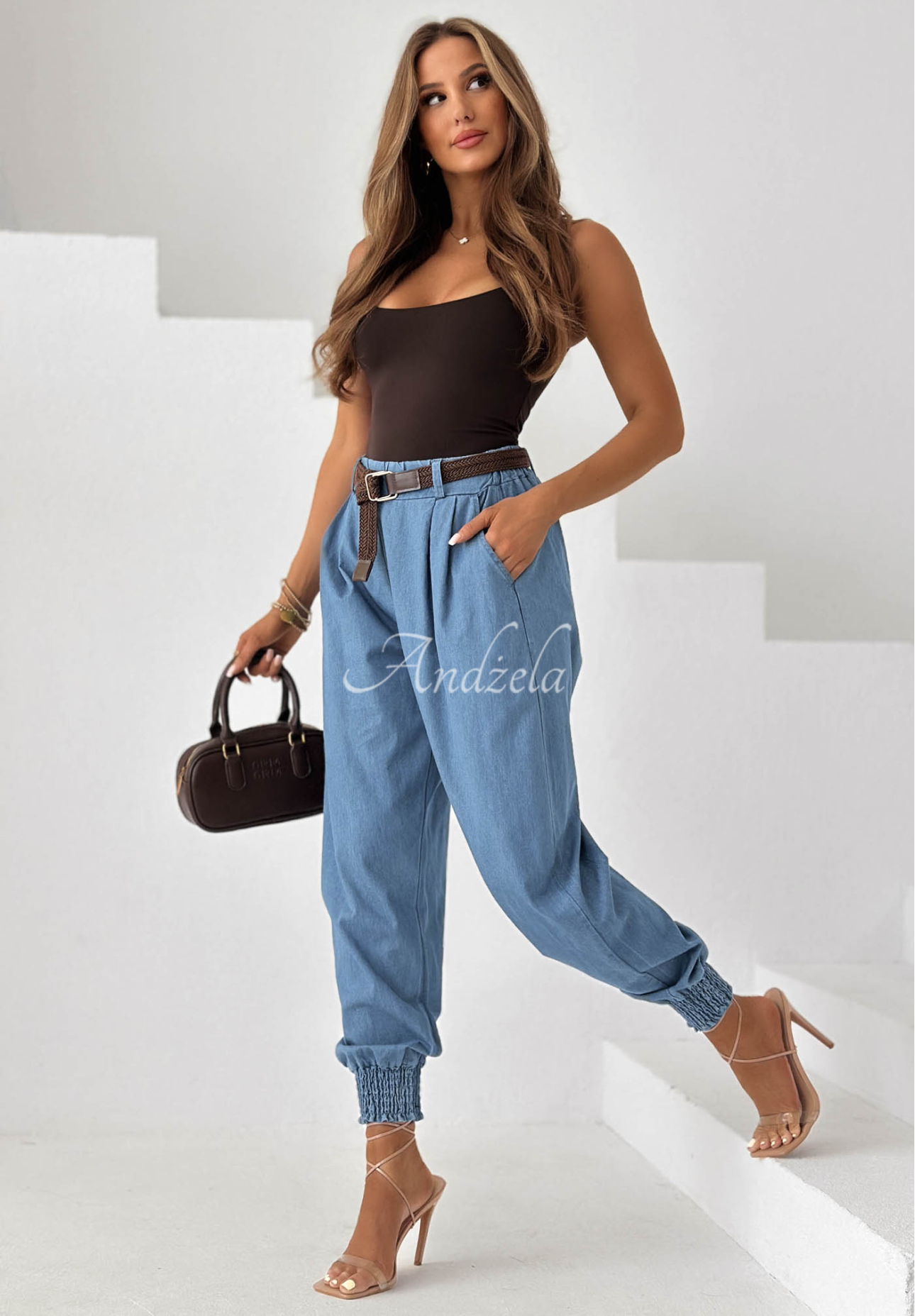 Pantaloni din material tip jogger cu curea Sea Free