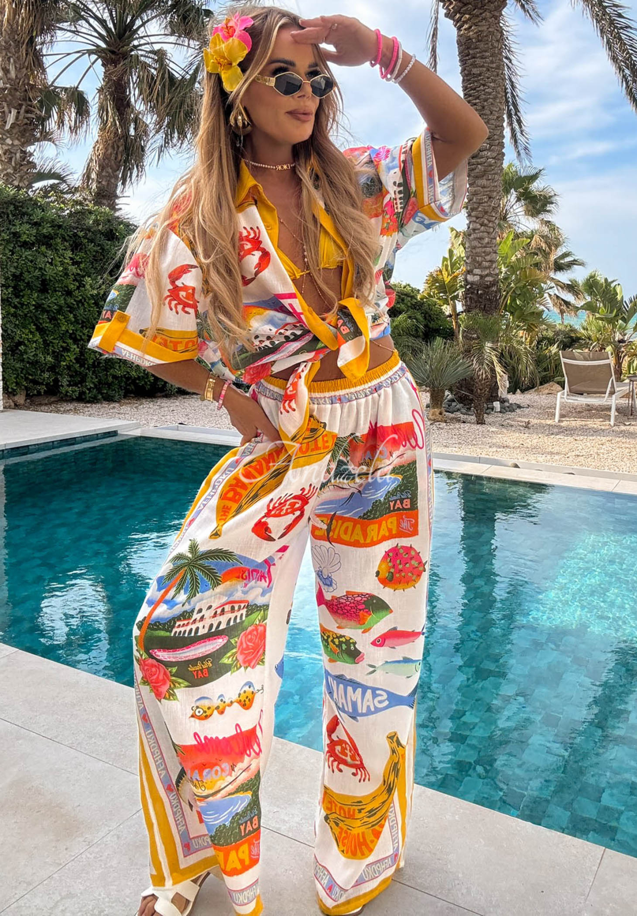 Set cu imprimeu format din cămașă și pantaloni wide leg cu bumbac și in Coast Paradise