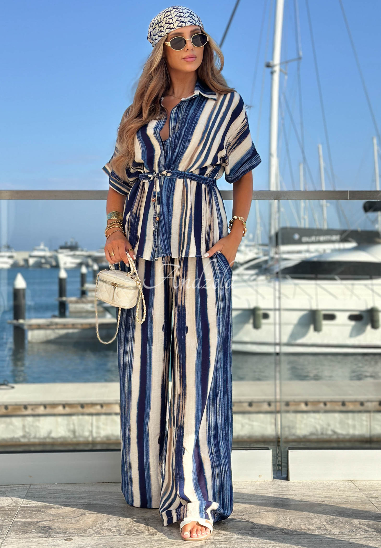 Set din viscoză cu cămașă și pantaloni wide leg în dungi Trinidad Sun