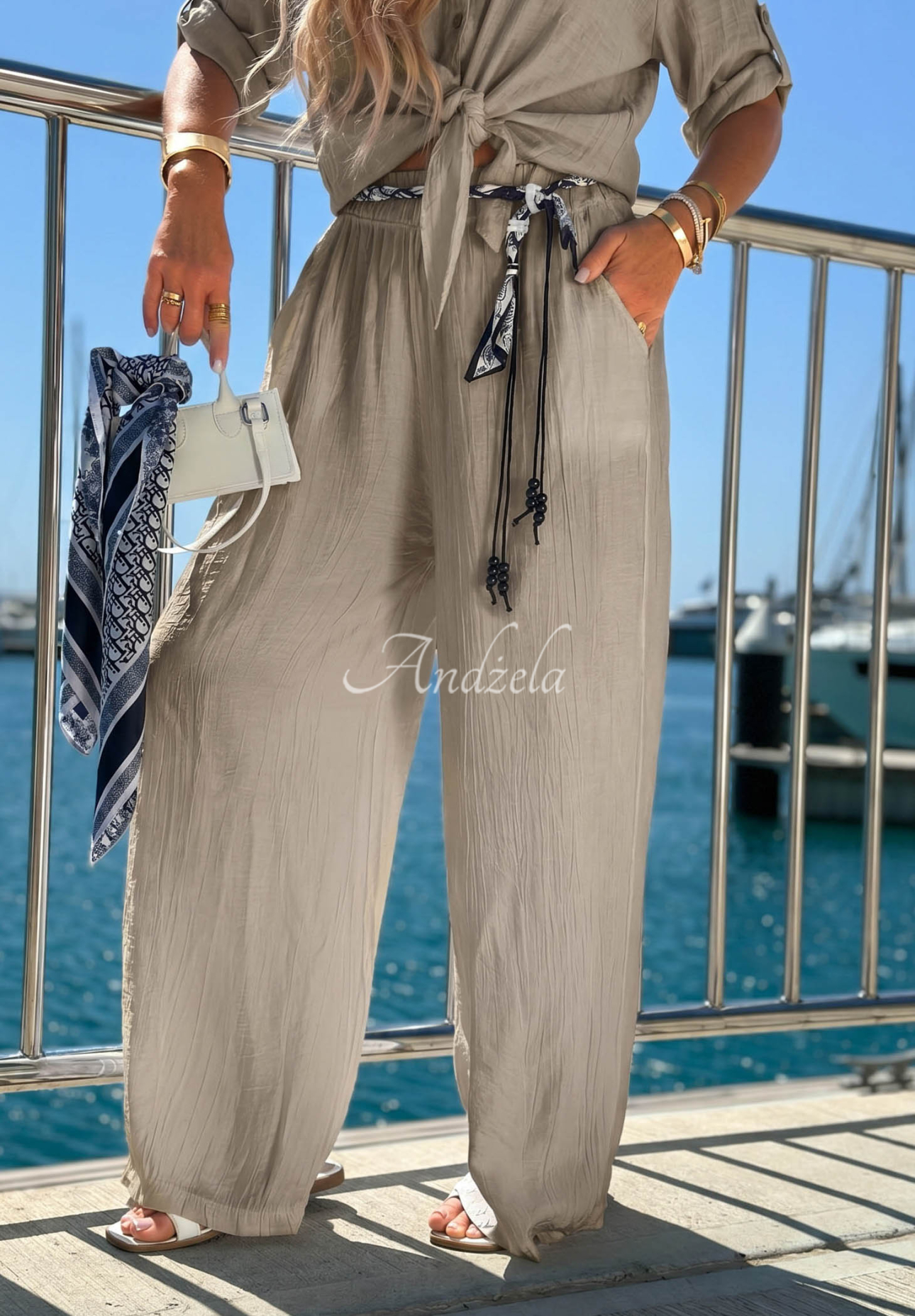 Set cu cămașă și pantaloni din viscoză Golden Touch