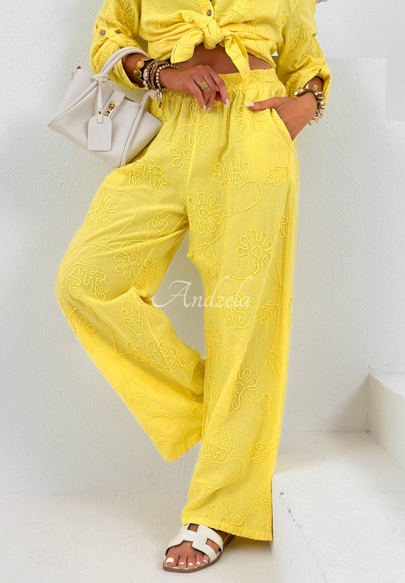 Set din in cămașă și pantaloni cu broderii Seraphelle