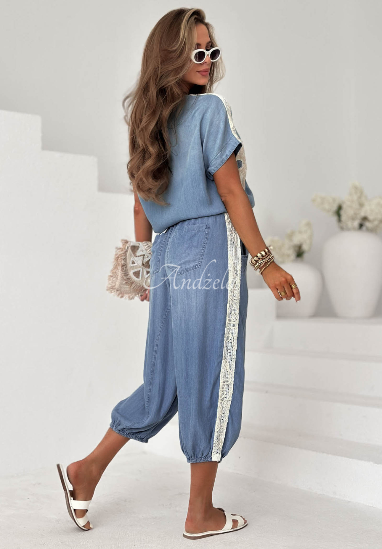 Pantaloni jogger din lyocell cu aplicație Sunset Palm