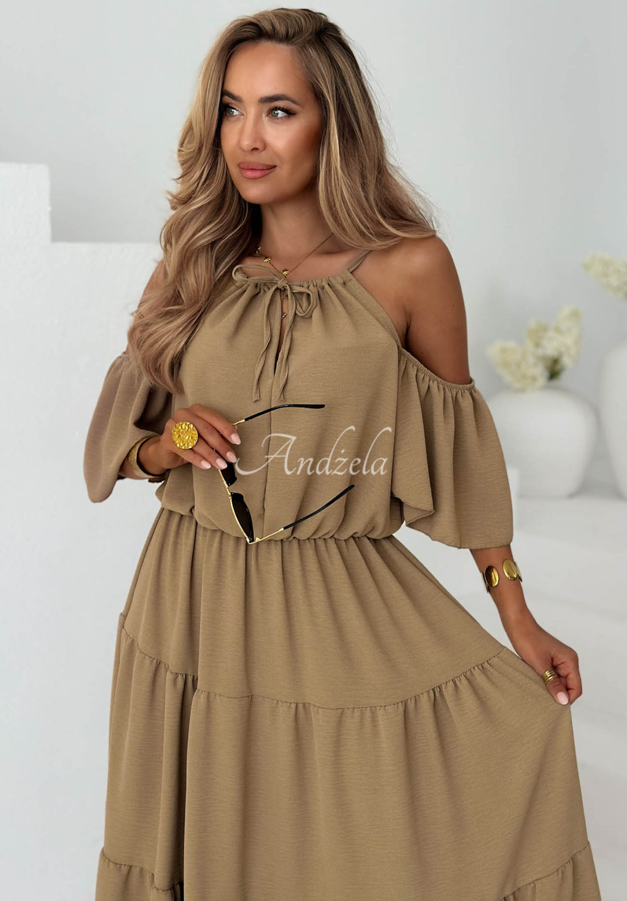 Rochie midi din viscoză cu volănașe și umeri goi Soleil Days
