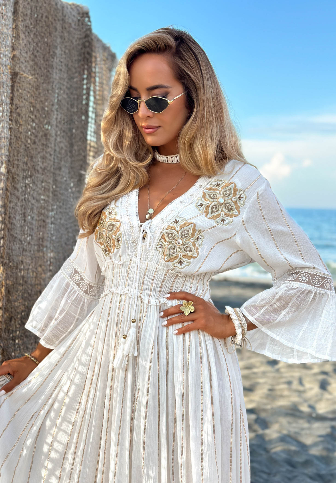 Rochie maxi din viscoză cu broderii aurii boho Sorelle Sun