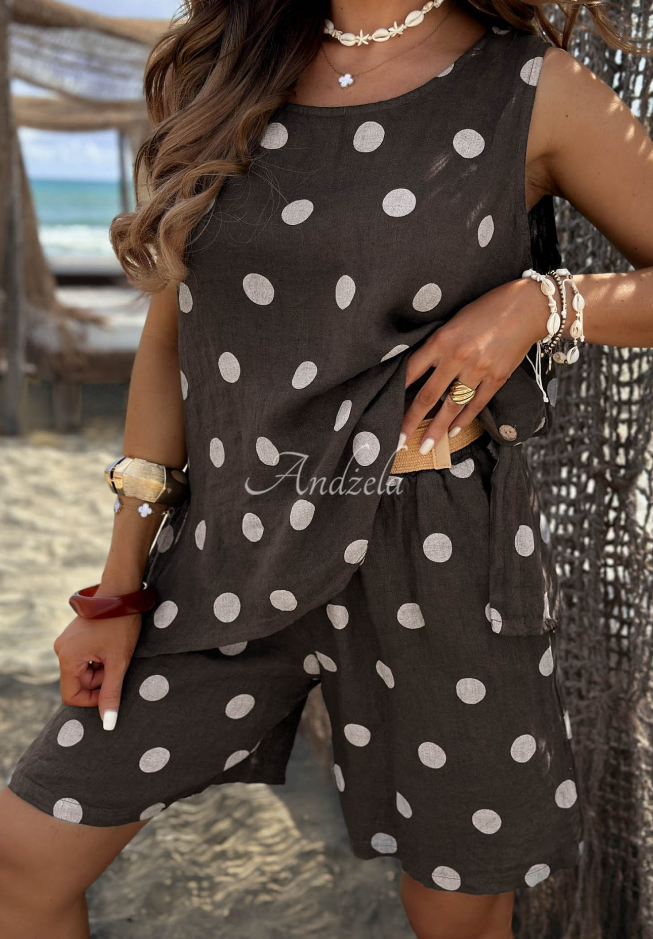 Set din in cu Top  și pantaloni scurți cu buline Palm Kiss