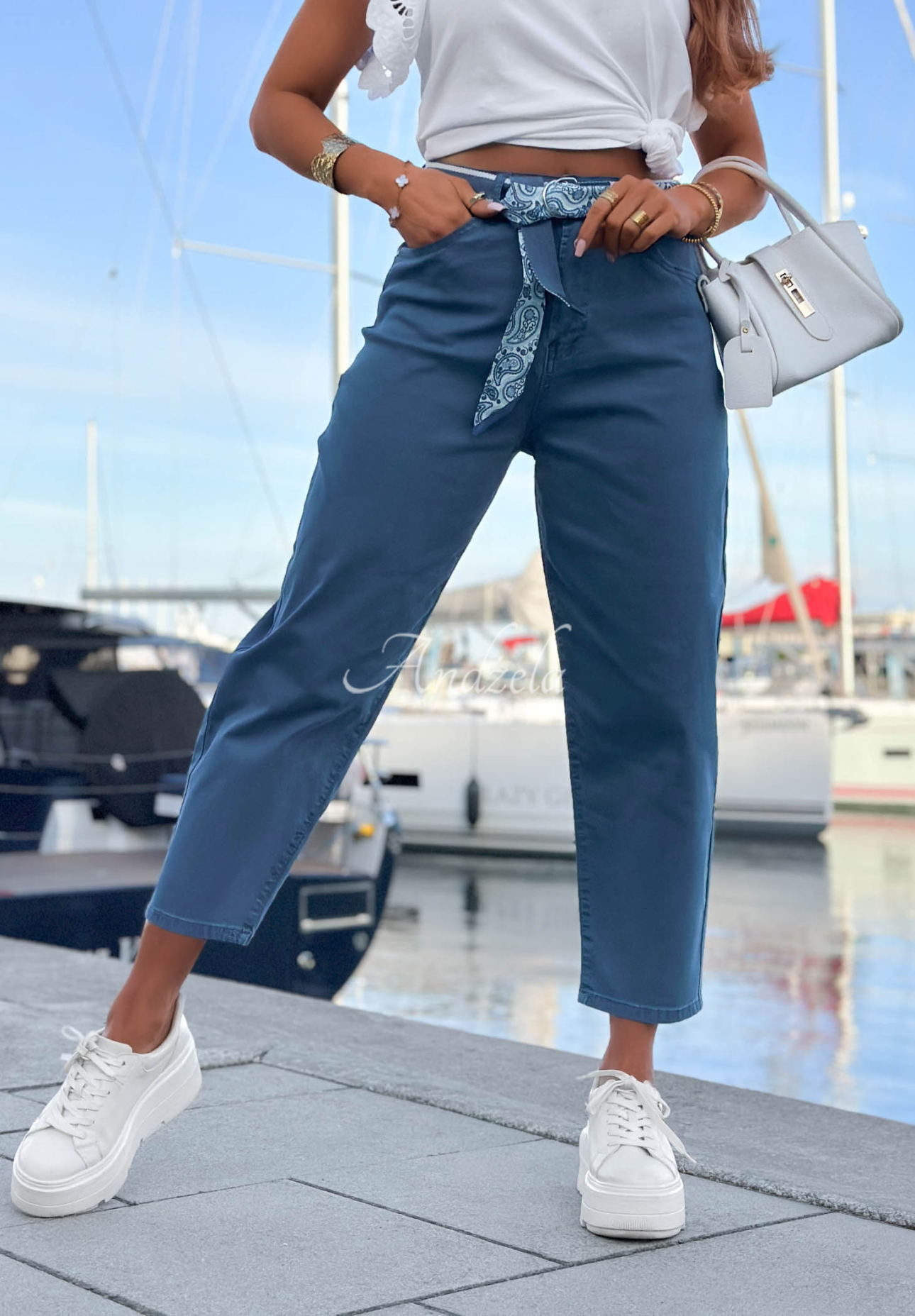 Blugi mom fit cu curea Sun Fade