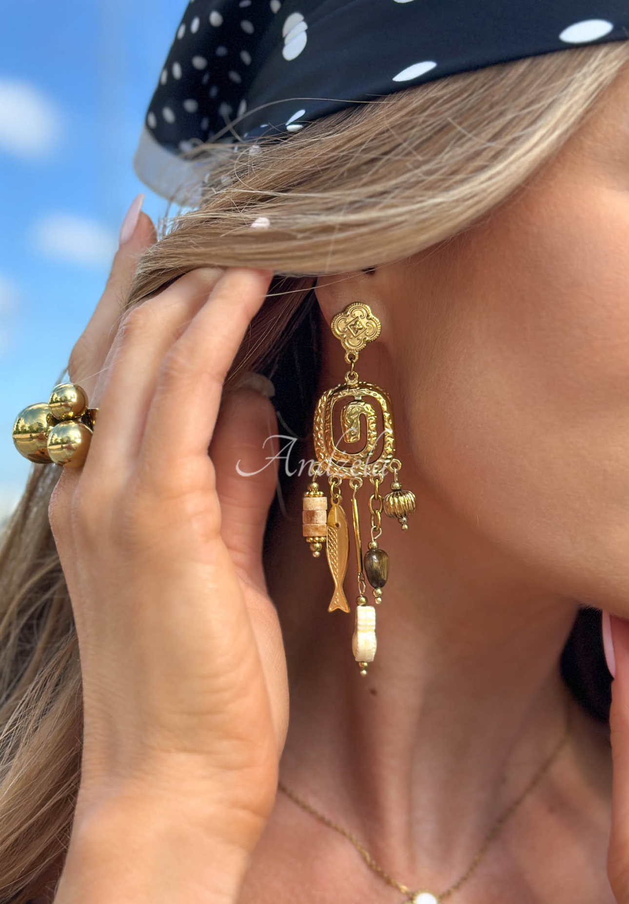 Cercei lungi cu pandantive decorative Feel The Gold