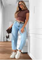 Pantaloni din denim mom fit z paskiem Horizon Blue albastru deschis