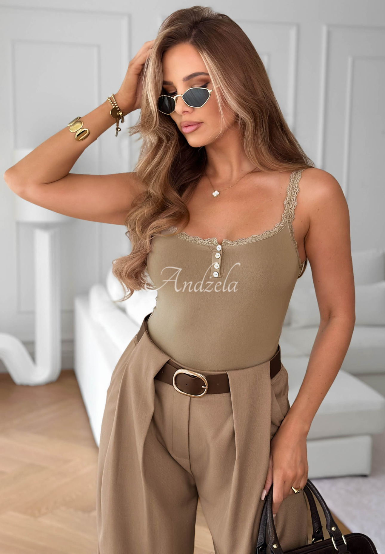 Pantaloni din material tip wide leg cu curea Clean Looks