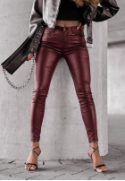 Pantaloni cu aspect cerat Rebel burgundowe