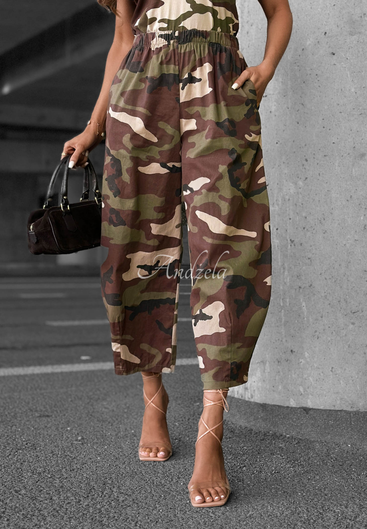 Pantaloni balloon din bumbac cu imprimeu camuflaj Hidden Path