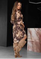 Kwiecista Rochie z kopertowym dekoltem Wild Petals czekoladowo-burgundowa