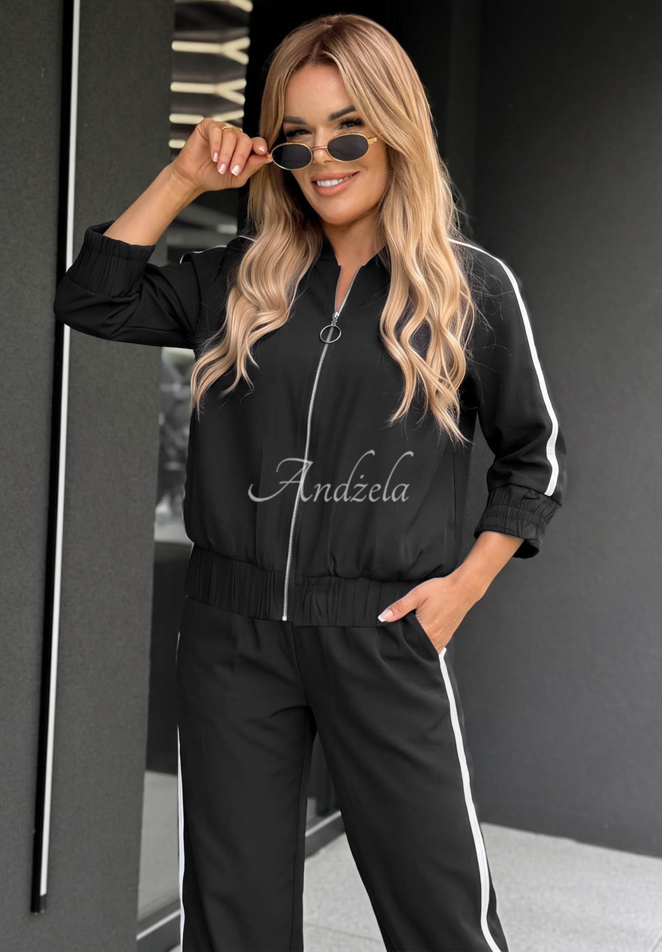 Compleu din bumbac cu jachetă și pantaloni cu lampasuri Unbelievable