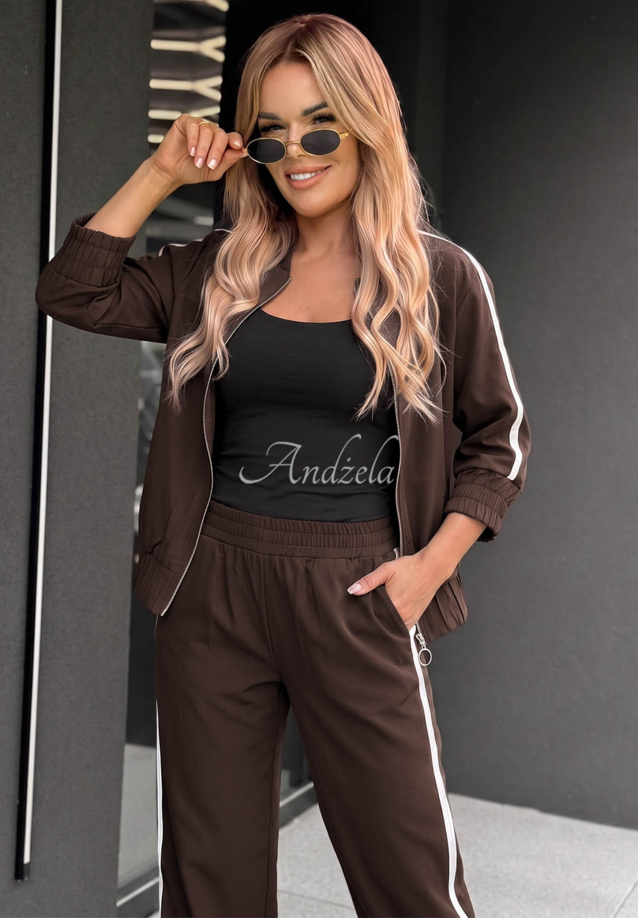 Compleu din bumbac cu jachetă și pantaloni cu lampasuri Unbelievable