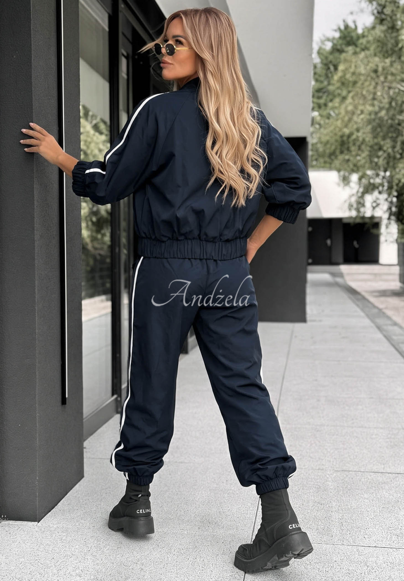 Compleu din bumbac cu jachetă și pantaloni cu lampasuri Unbelievable