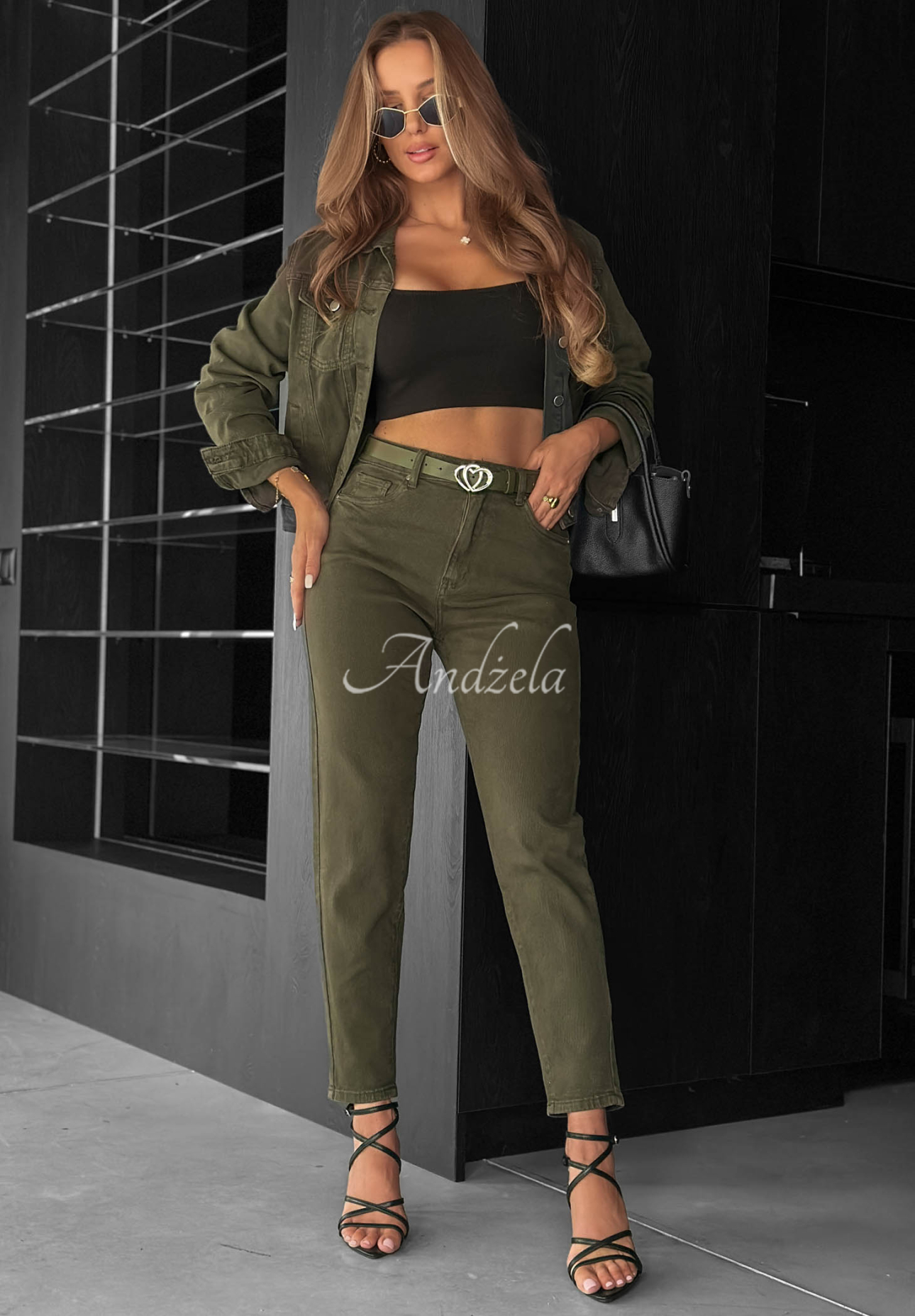 Blugi mom fit More Than Ever