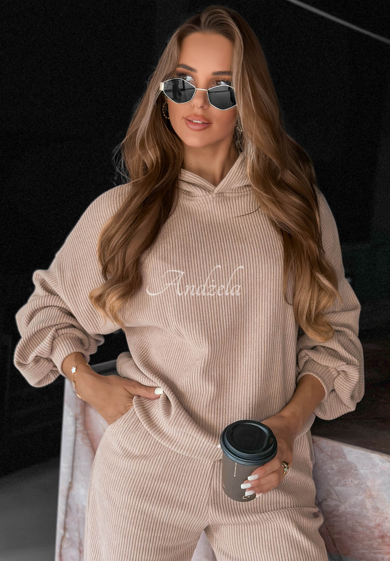 Set din catifea reiată cu hanorac cu glugă și pantaloni din bumbac Quiet Confidence