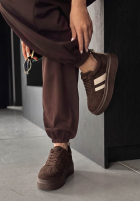zamszowe Adidași na platformie City Motion ciocolatii