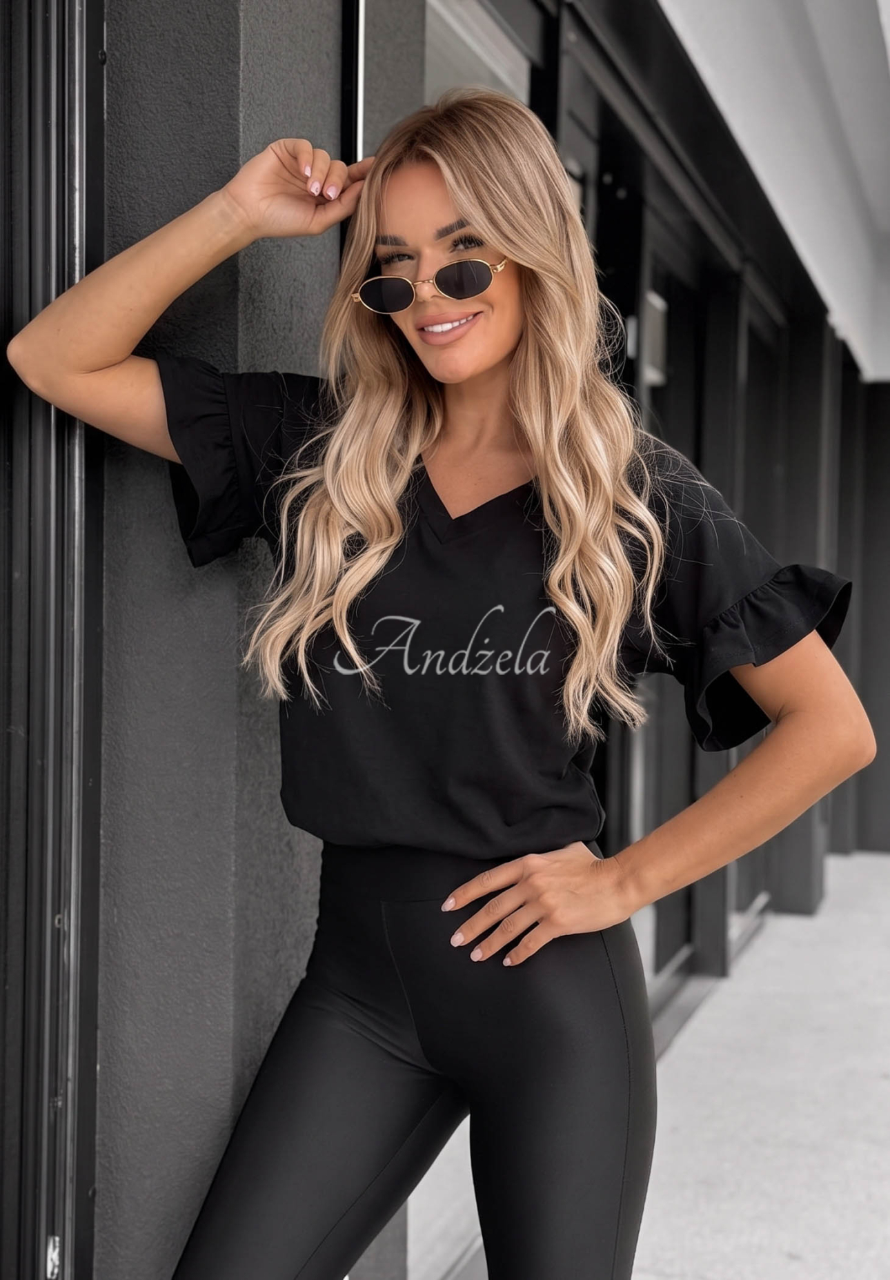 Tricou din bumbac cu volănașe Ask For More