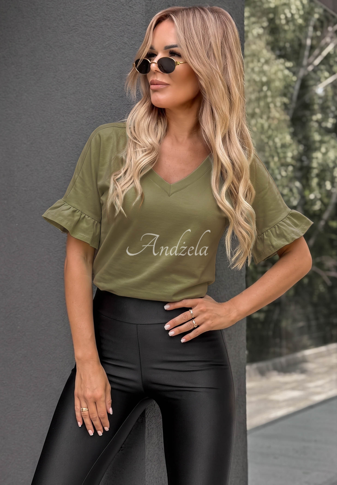 Tricou din bumbac cu volănașe Ask For More