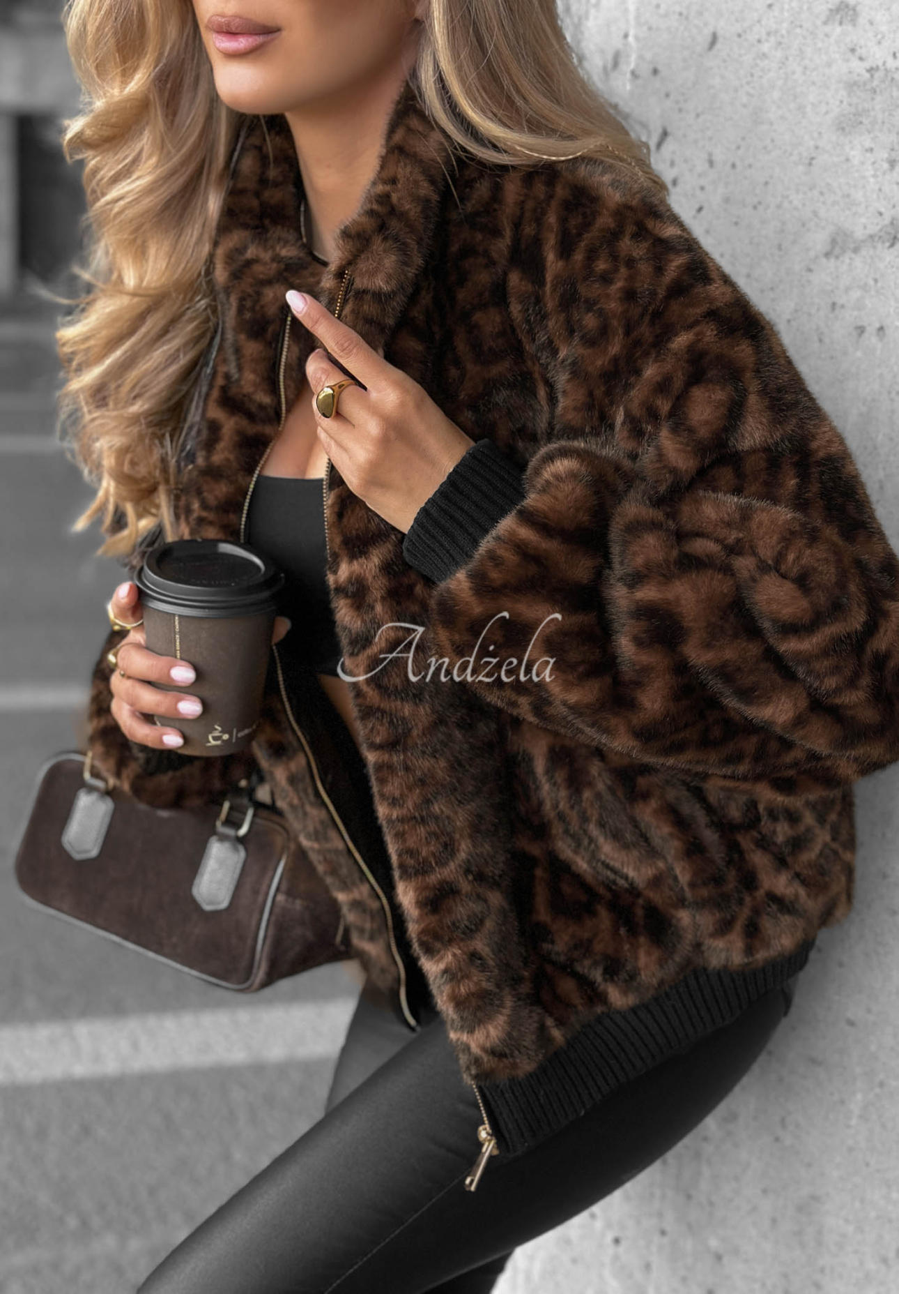 Geacă scurtă din blăniță cu imprimeu leopard Cozy Leopard