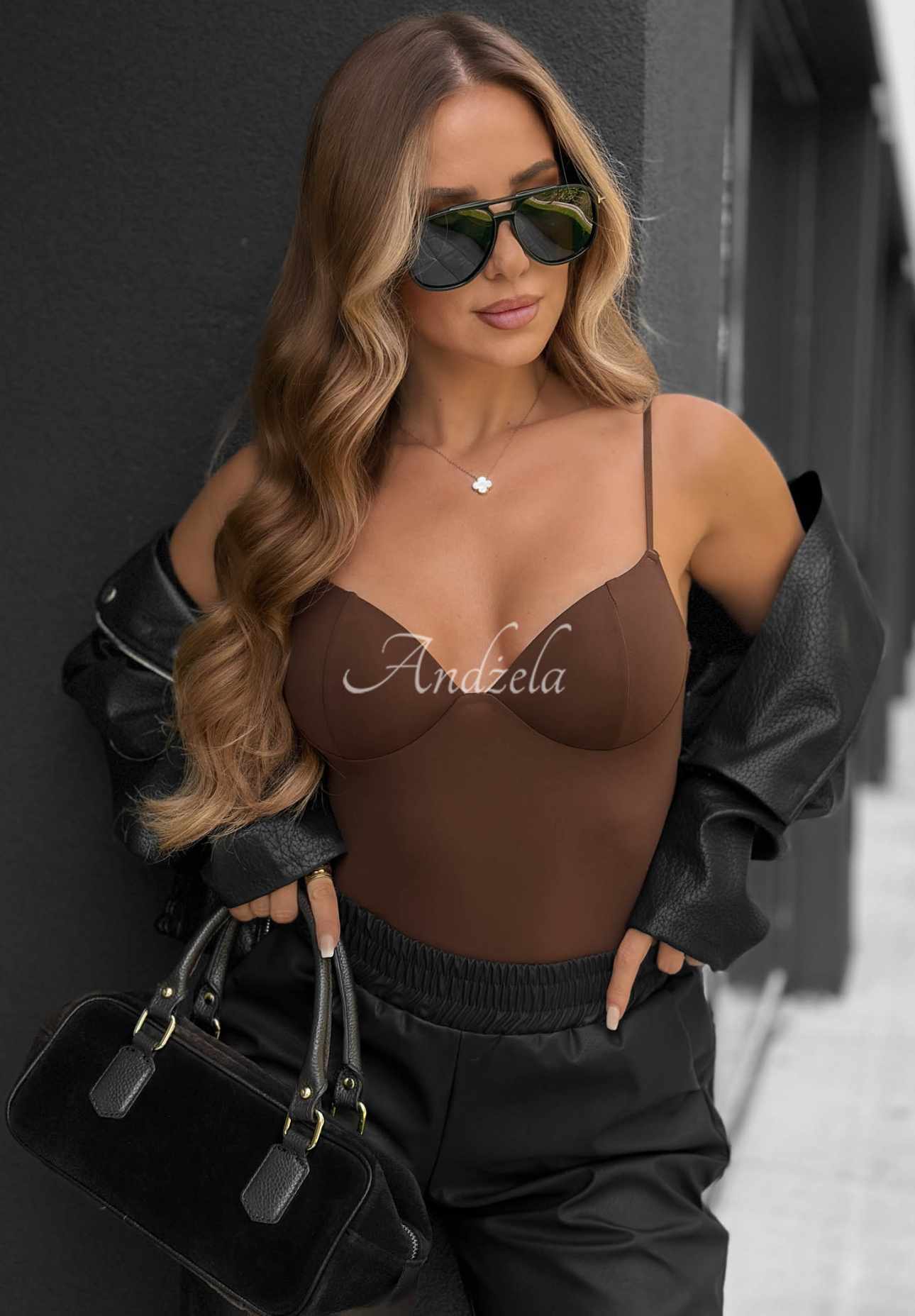 Top             cu bretele Perfect Touch