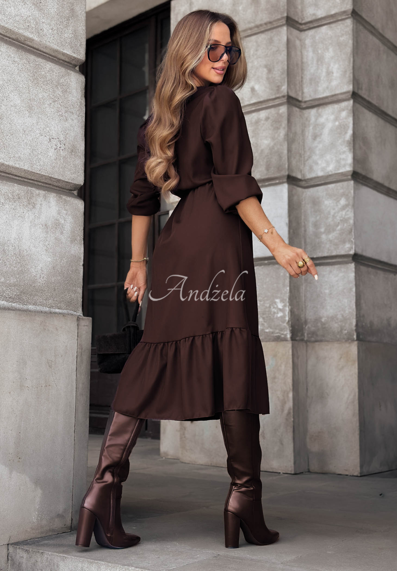 Rochie midi din vâscoză cu volănaș True Elegance