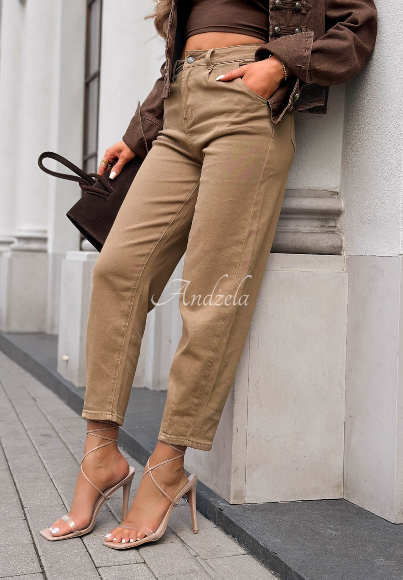 Blugi mom fit Lost Message