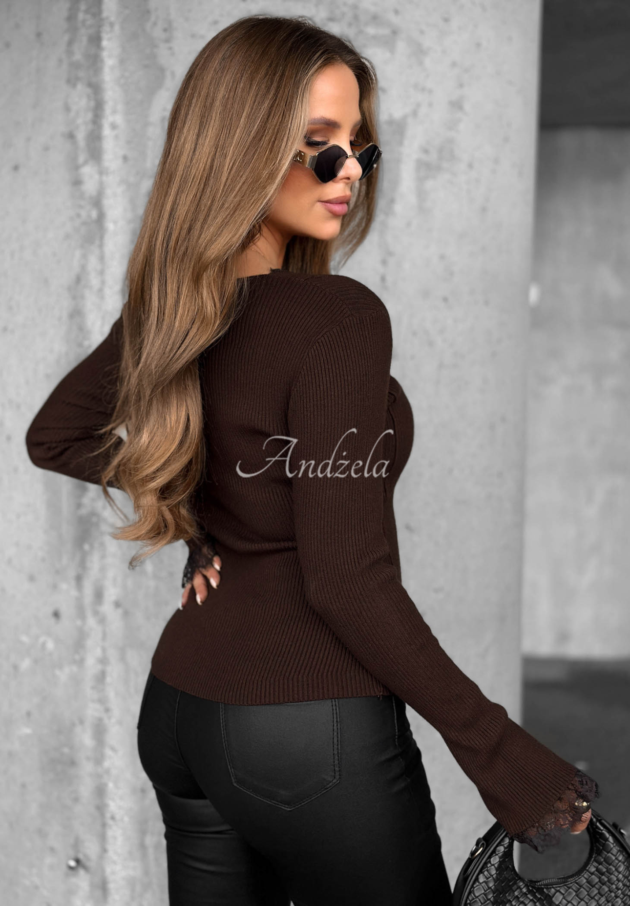 Bluză din vâscoză cu striații, dantelă și mâneci largi Velvet Charm