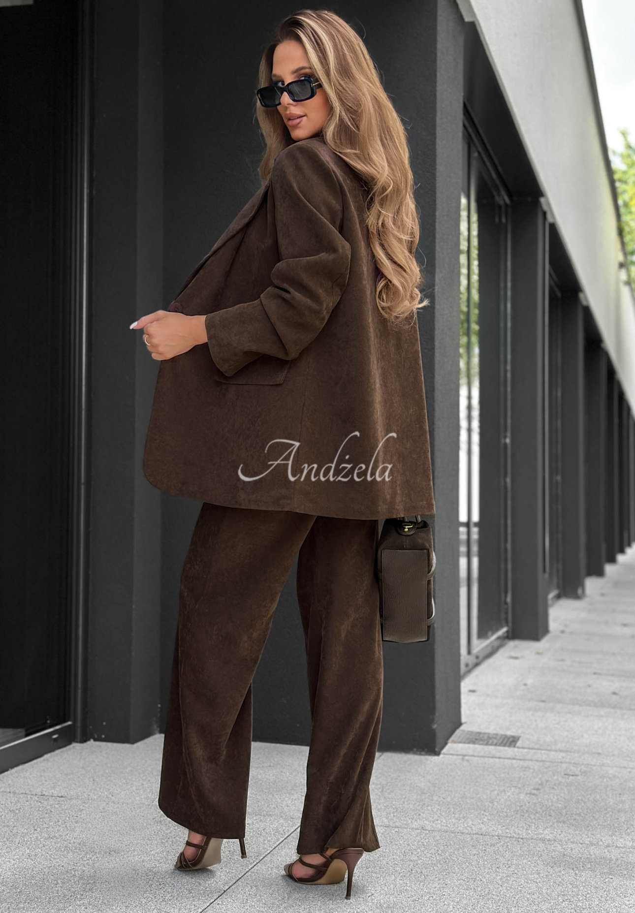 Pantaloni wide leg cu curea Strong Presence