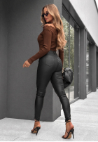 Bluză off shoulder z haftami Pure Grace ciocolatie