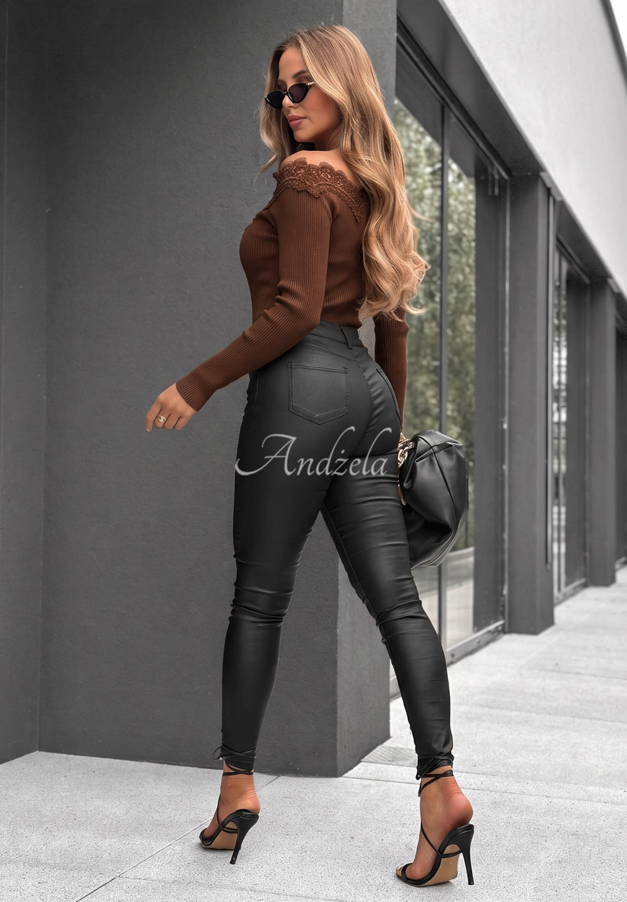 Bluză cu striații off shoulder din viscoză cu broderii Pure Grace