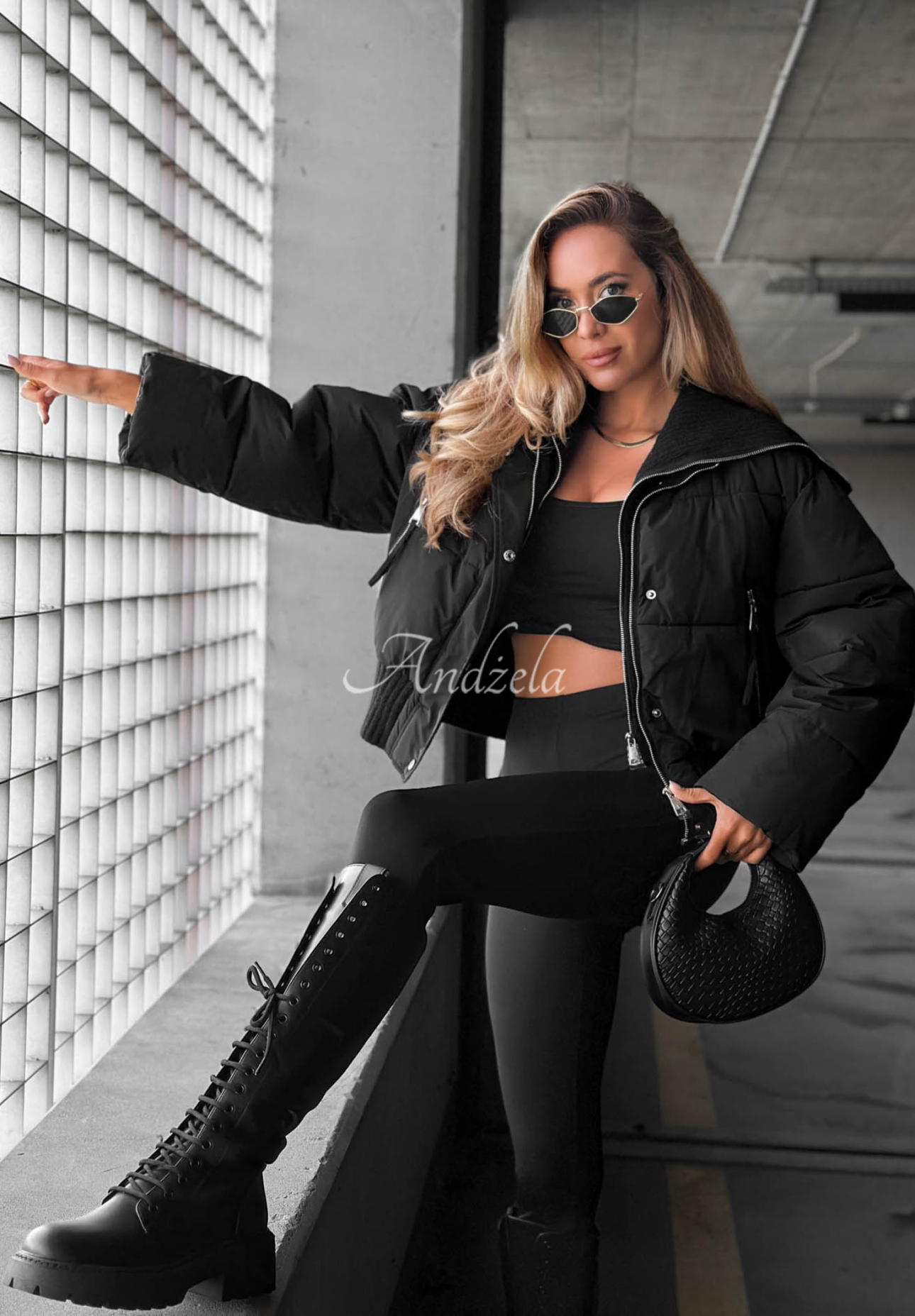 Geacă scurtă matlasată cu guler din material textil Simple Layer