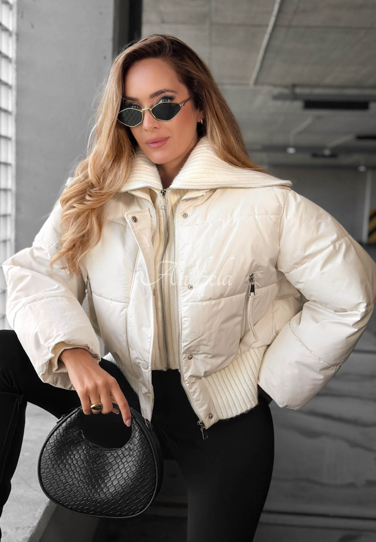 Geacă scurtă matlasată cu guler din material textil Simple Layer