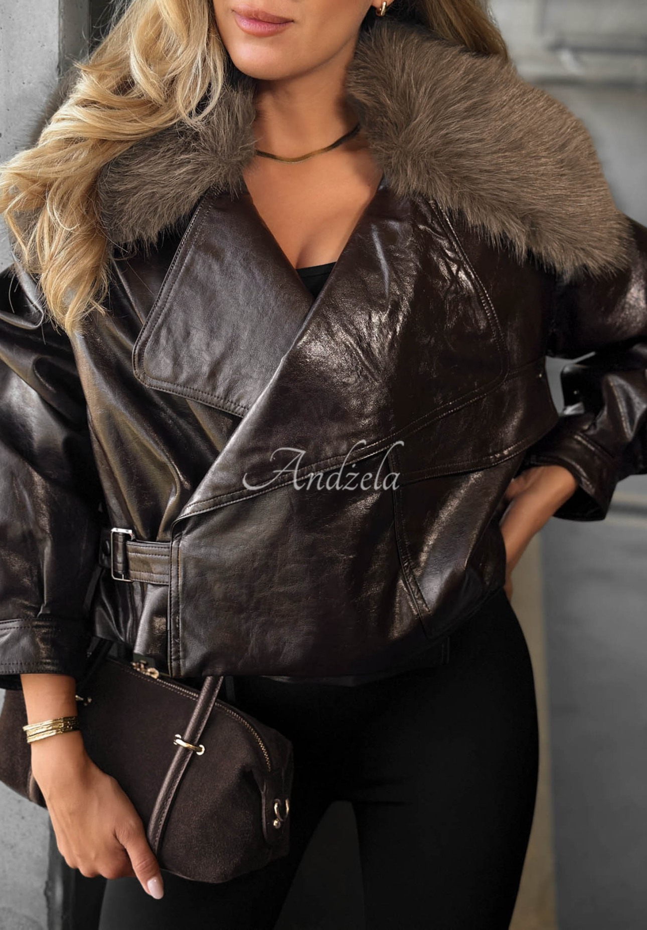 Geacă scurtă din piele cu blăniță Fancy Cold