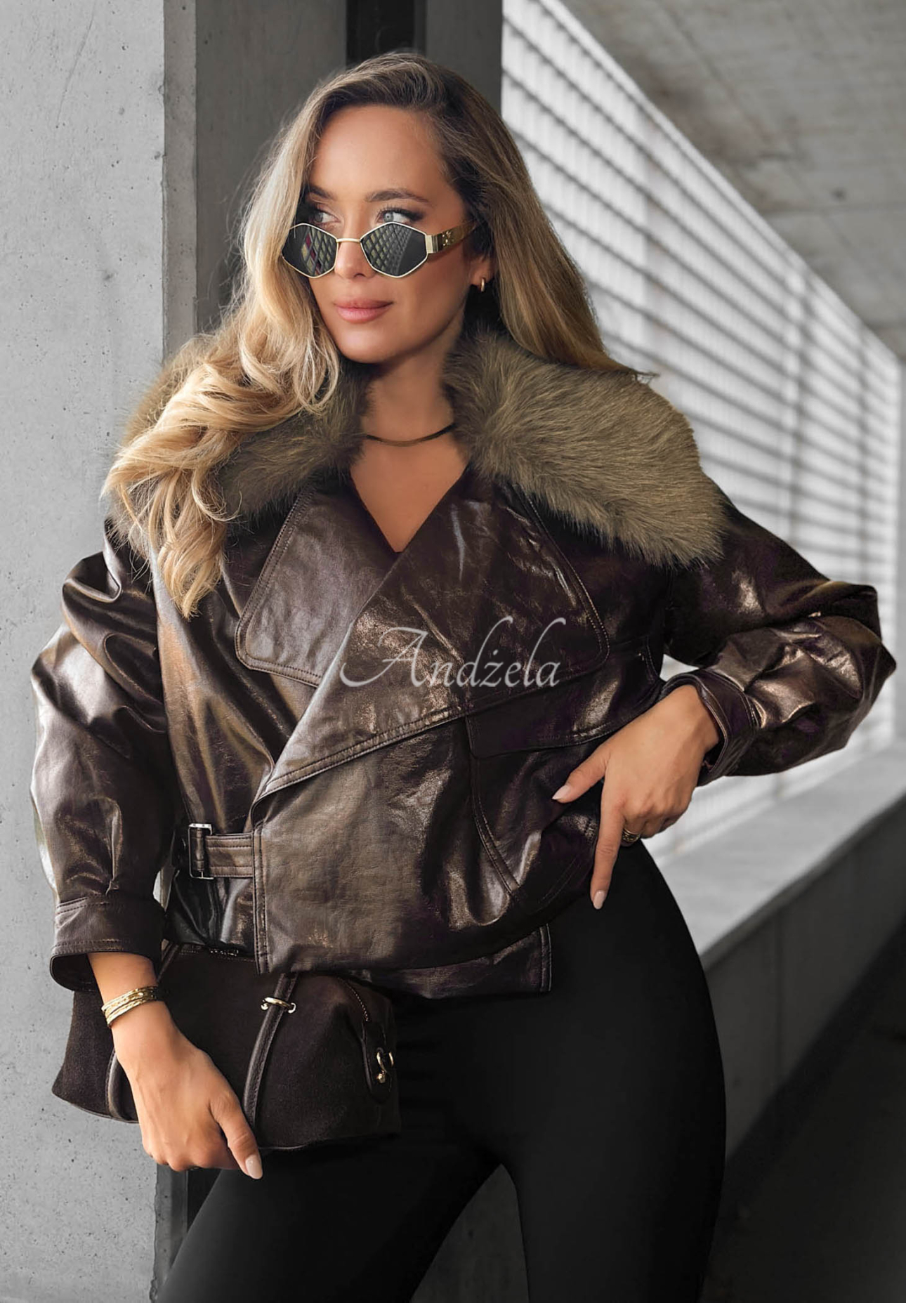 Geacă scurtă din piele cu blăniță Fancy Cold
