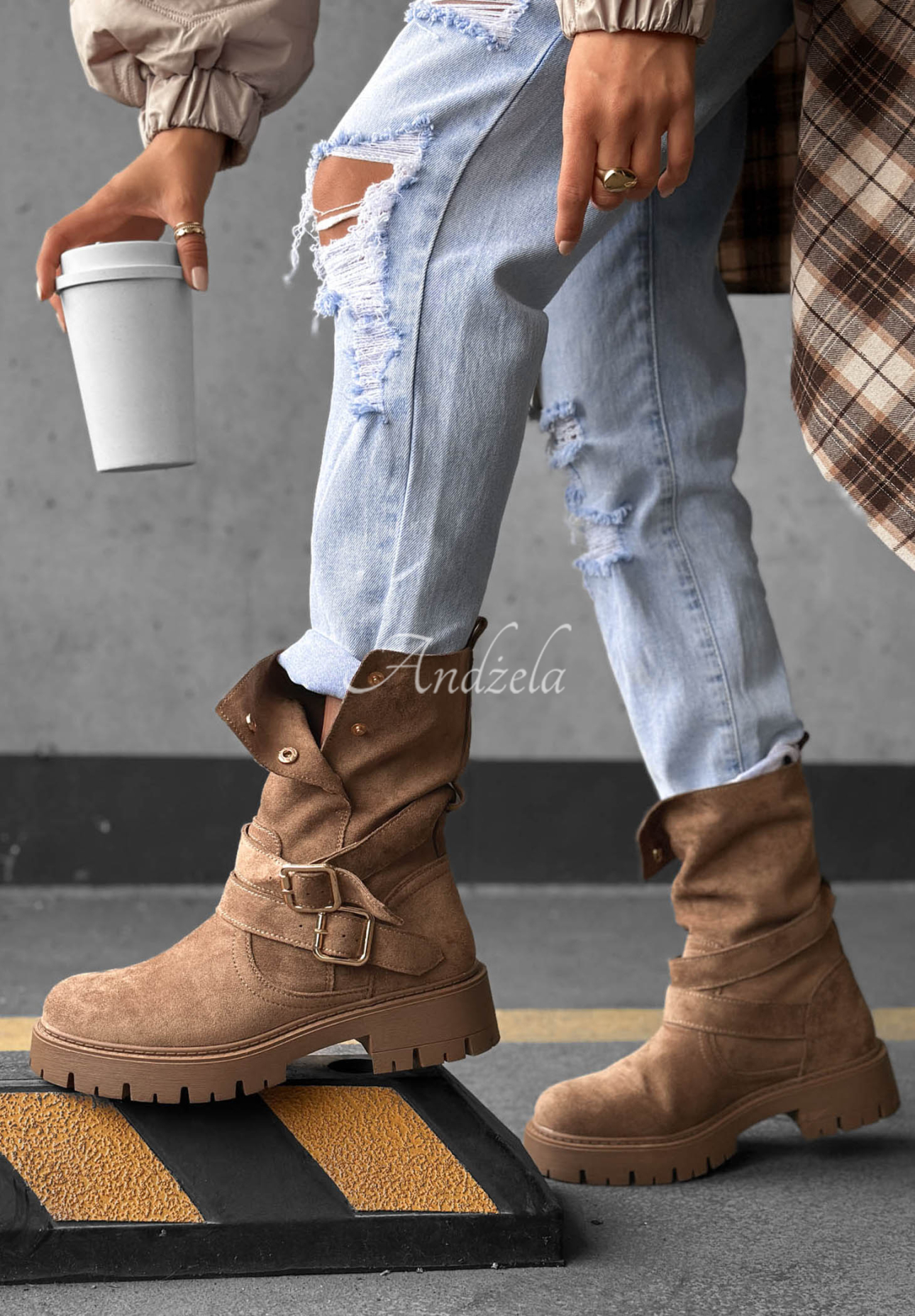 Botine din piele întoarsă cu barete Rainy Steps