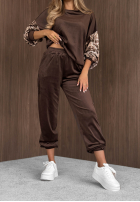 Welurowy Compleu de trening z rękawami w kwiaty Flora Cold mokka