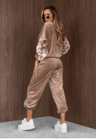 Welurowy Compleu de trening z rękawami w kwiaty Flora Cold mokka