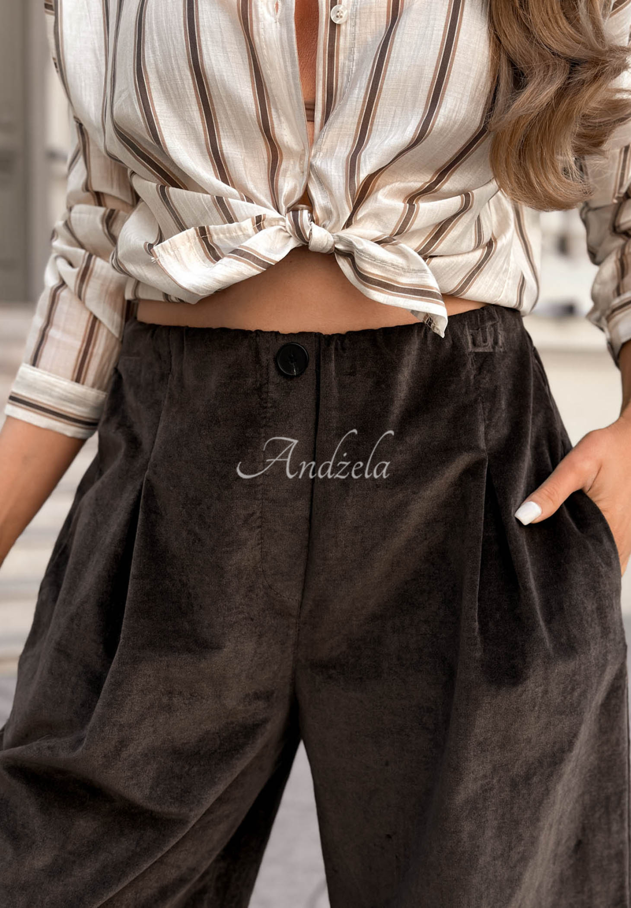 Pantaloni jogger din catifea de bumbac September Edit