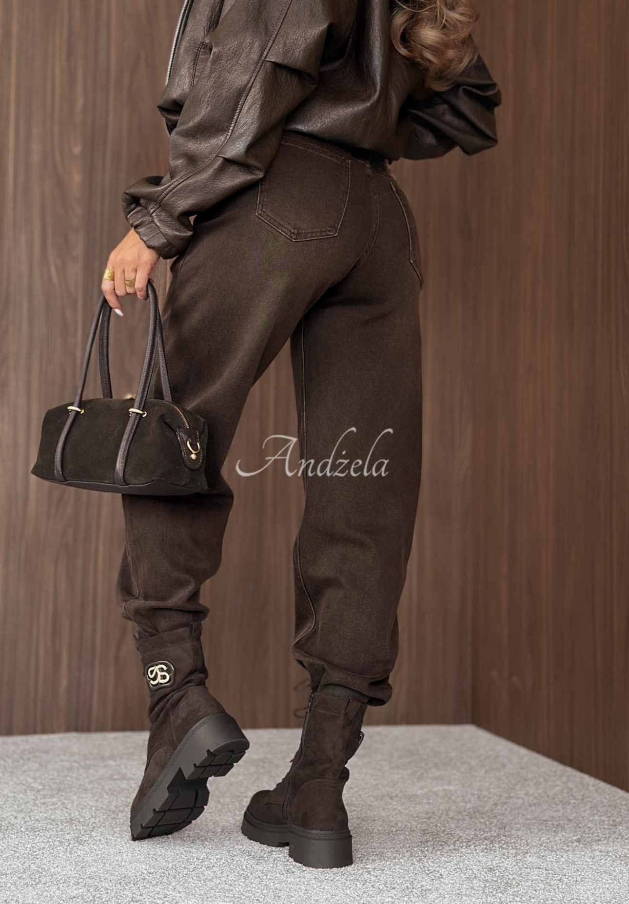 Blugi mom fit cu curea Just A Thought